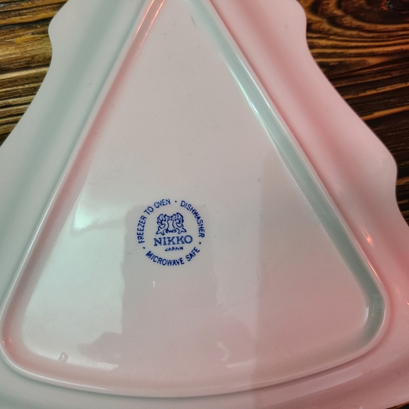 Nikko Japan Holiday Tree Ceramic Christmas Platter 10 Inch Festive Candy Dish - Picture 3 of 3